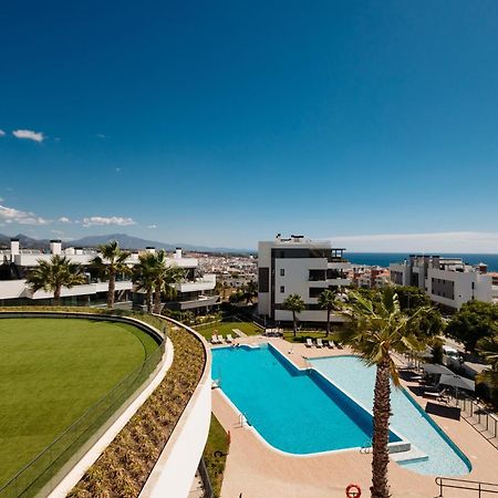 Luxurious 2 Bedroom Apartment Close To The Beach In Estepona Eksteriør bilde